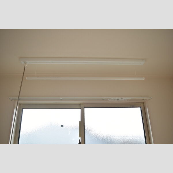 その他設備 (室内物干し)