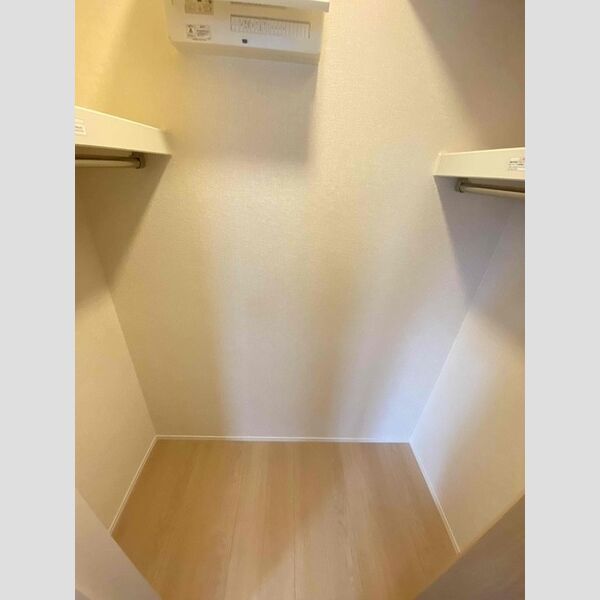 収納 (ウォークインクロゼット)