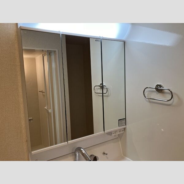 洗面所 (洗面台)