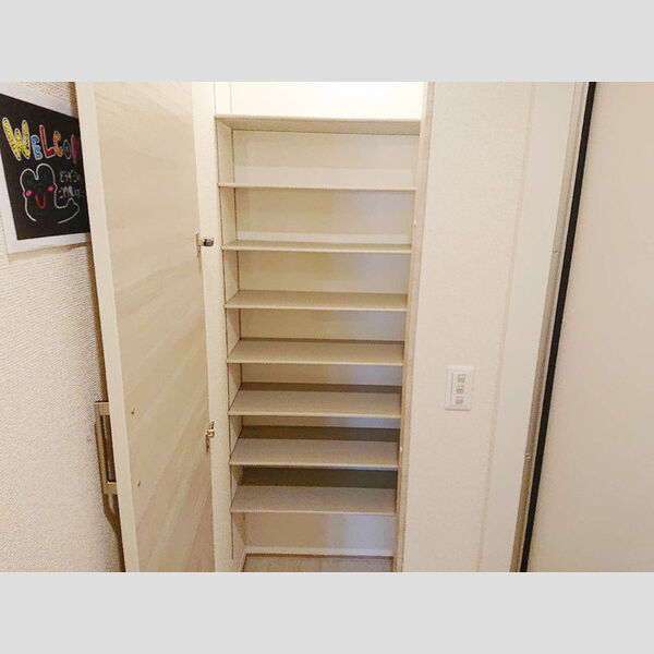 玄関 (シューズボックス)