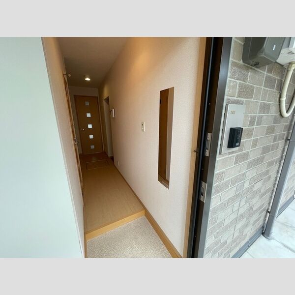 玄関 (玄関(鏡付き))