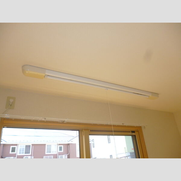 その他 (室内洗濯物干し)