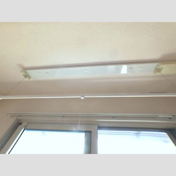 その他 (室内物干し)