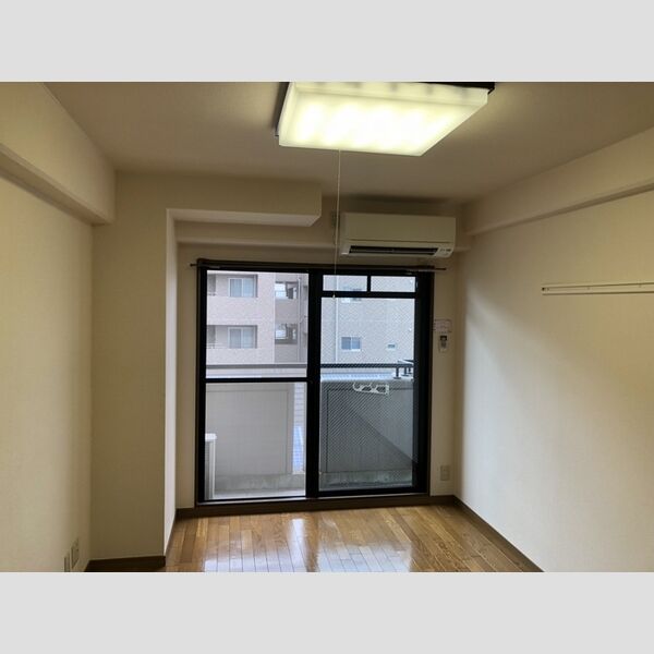 居室・リビング (洋室)