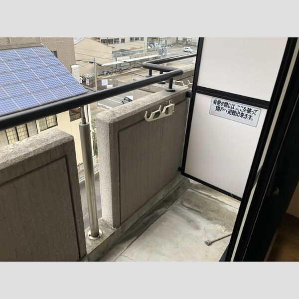 バルコニー・ベランダ (バルコニー)