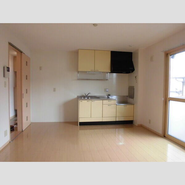 居室・リビング (ダイニング～キッチン)