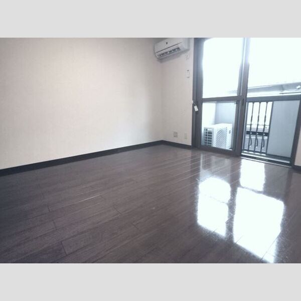 居室・リビング (洋室8.5帖)