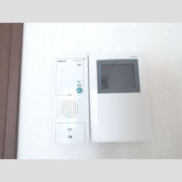 その他設備 (テレビインターホンが付いています。)