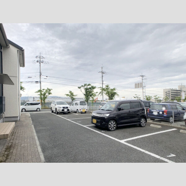 駐車場 (駐車場)