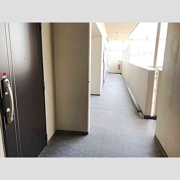 現地周辺 (共用通路)