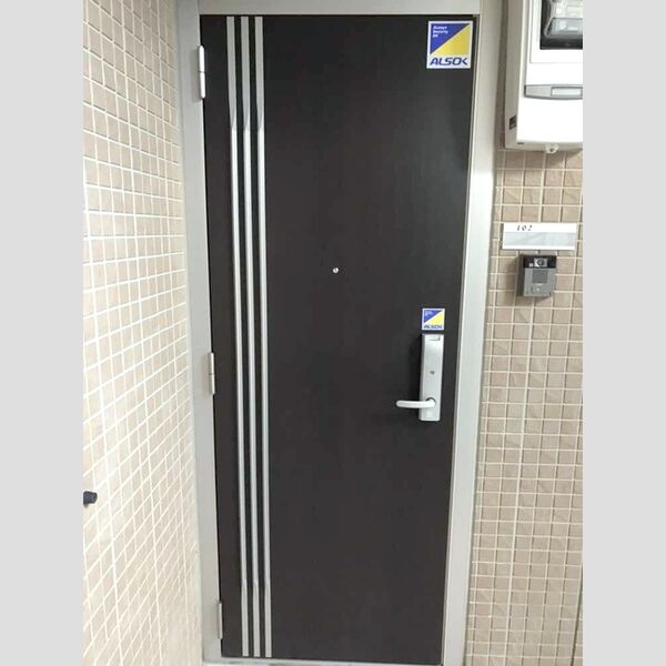 エントランス (エントランス)