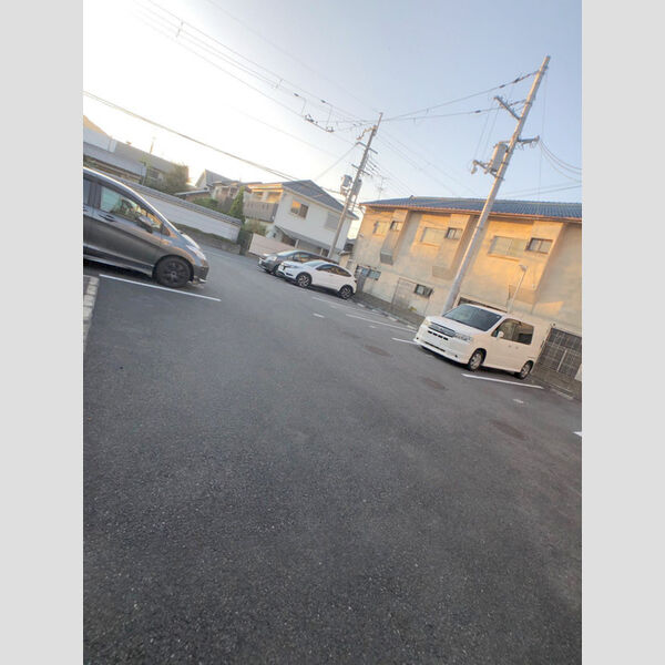 駐車場 (駐車場)