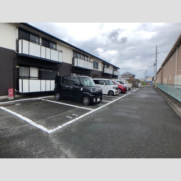 駐車場 (駐車場)