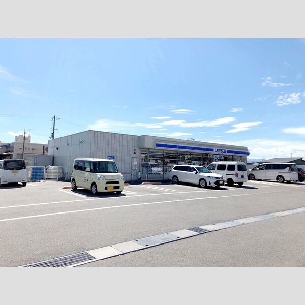 現地周辺 (ローソン)