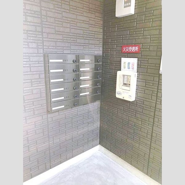 現地周辺 (ポスト)