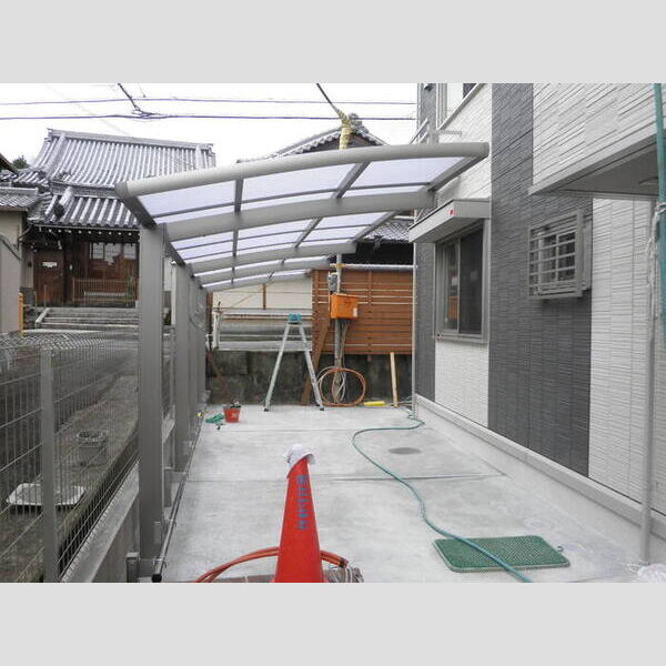 現地周辺 (駐輪場)