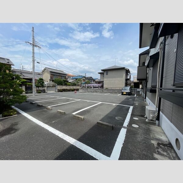 駐車場 (駐車場)
