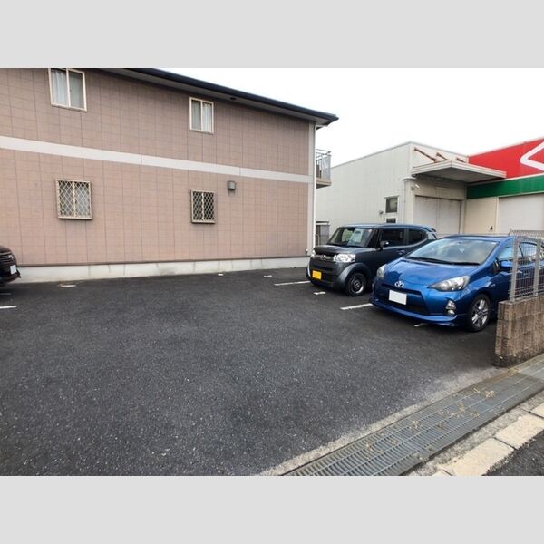 駐車場 (駐車場)