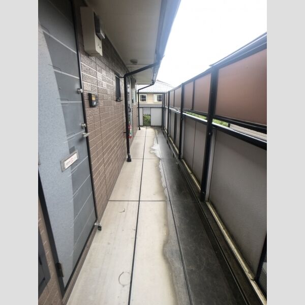 現地周辺 (廊下)