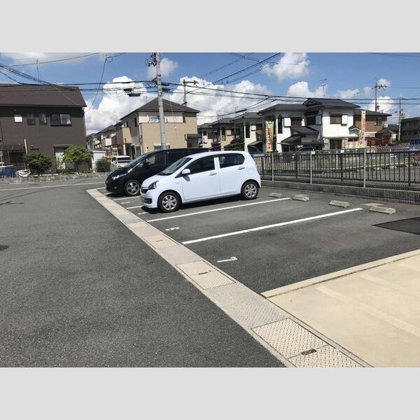 駐車場 (駐車場)
