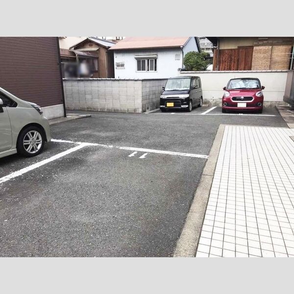 駐車場 (駐車場)