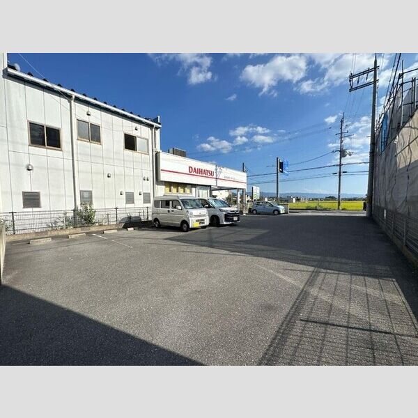 駐車場 (駐車場)