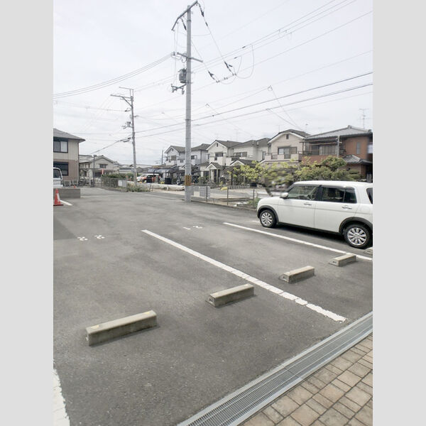 駐車場 (駐車場)