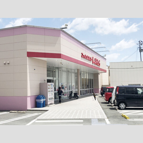 現地周辺 (ファッションセンターしまむら 香芝店(750m))