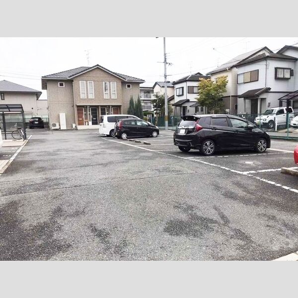 駐車場 (駐車場)