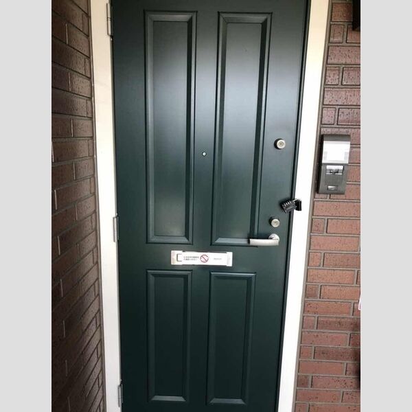 エントランス (エントランス)