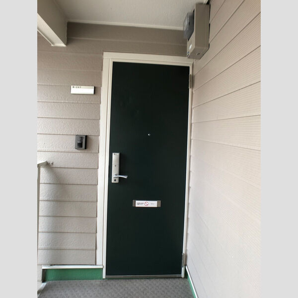 エントランス (エントランス)