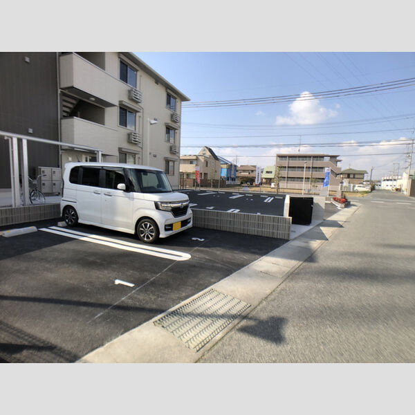 駐車場 (駐車場)