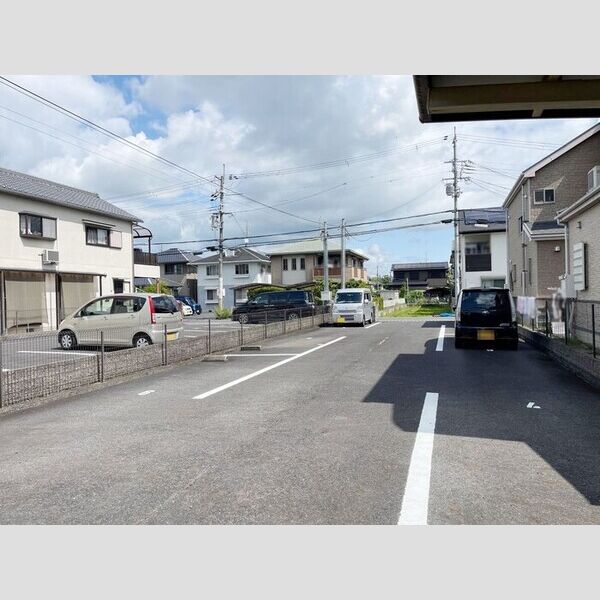 駐車場 (駐車場)