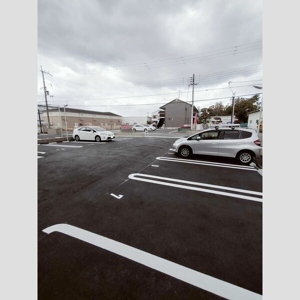 駐車場 (駐車場)