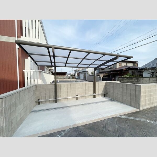 現地周辺 (駐輪場)