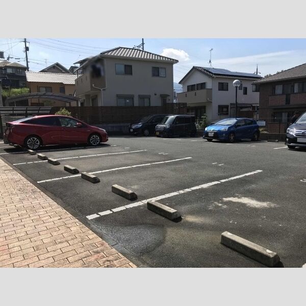 駐車場 (駐車場)