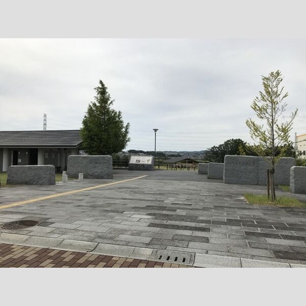 現地周辺 (上人ヶ原遺跡公園)