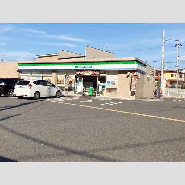 現地周辺 (ファミリーマート)
