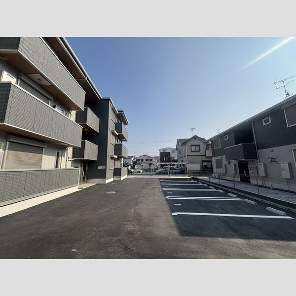 駐車場 (駐車場)