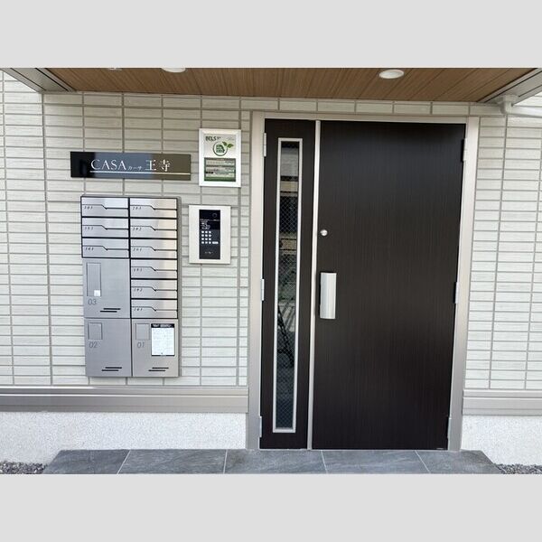 エントランス (エントランス)