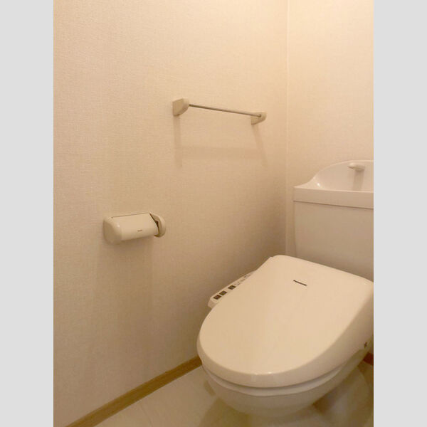 トイレ (温水洗浄便座)