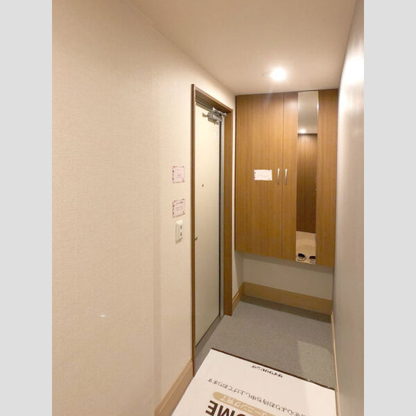 玄関 (玄関)