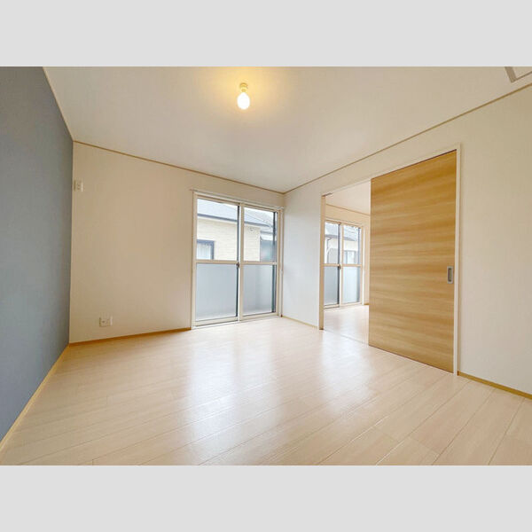 その他 (洋室)