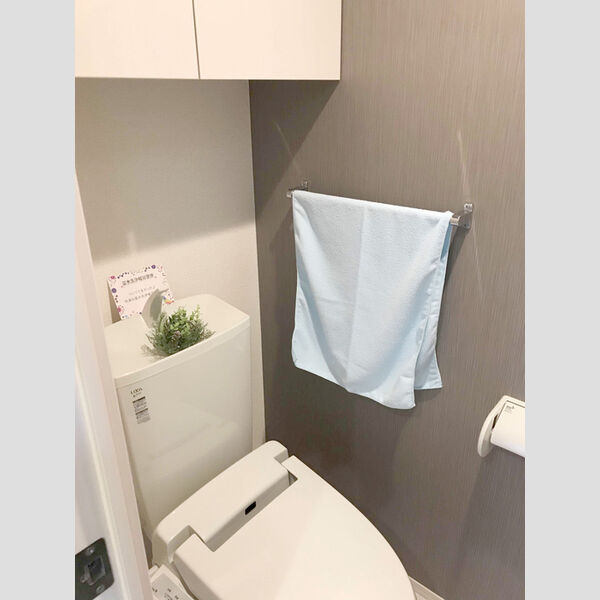 トイレ (温水洗浄便座)