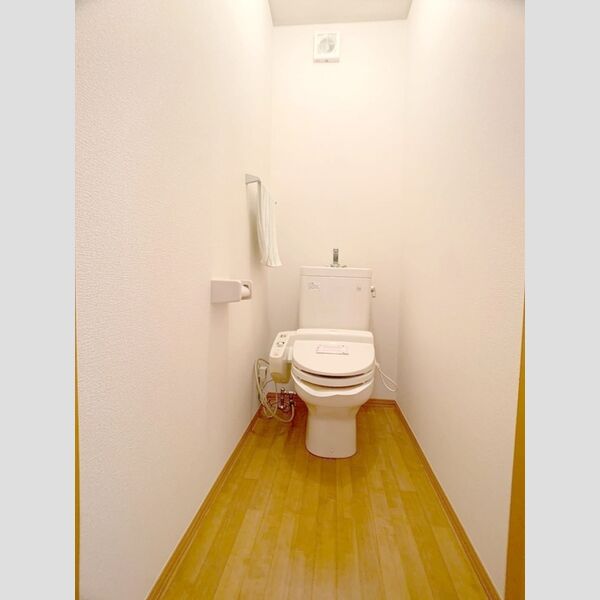 トイレ (温水洗浄便座)