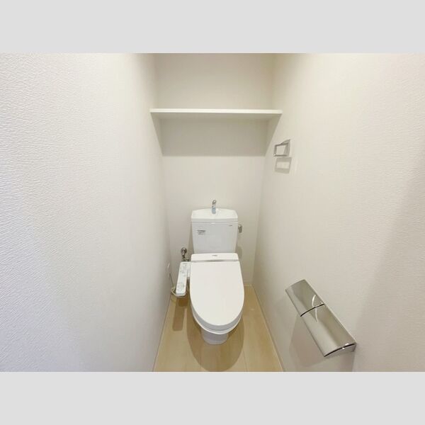 トイレ (温水洗浄便座)