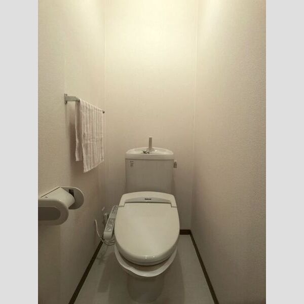 トイレ (温水洗浄便座)