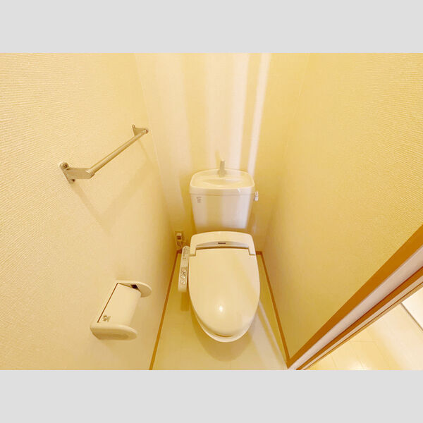 トイレ (温水洗浄便座)