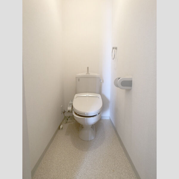 トイレ (温水洗浄便座)