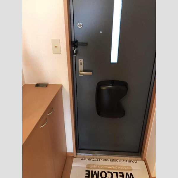 玄関 (玄関)